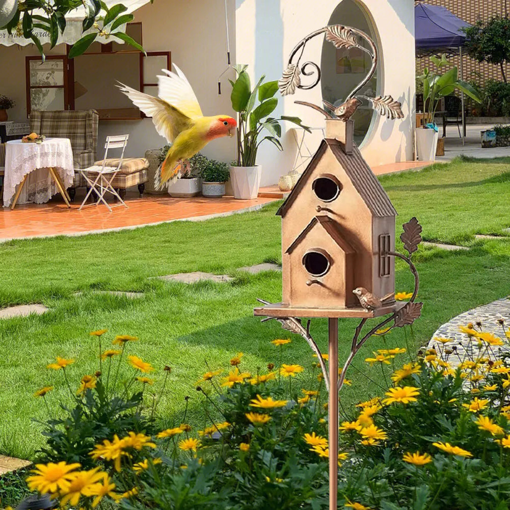Cozyra - Featherhaven Metalen Vogelhuisje met Paal Duurzame Tuindecoratie